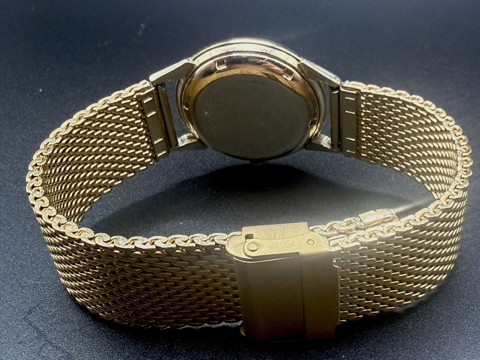 1960s Girard-Perregaux Gyromatic Automatic Swiss Watch Gold Mesh Bracelet
