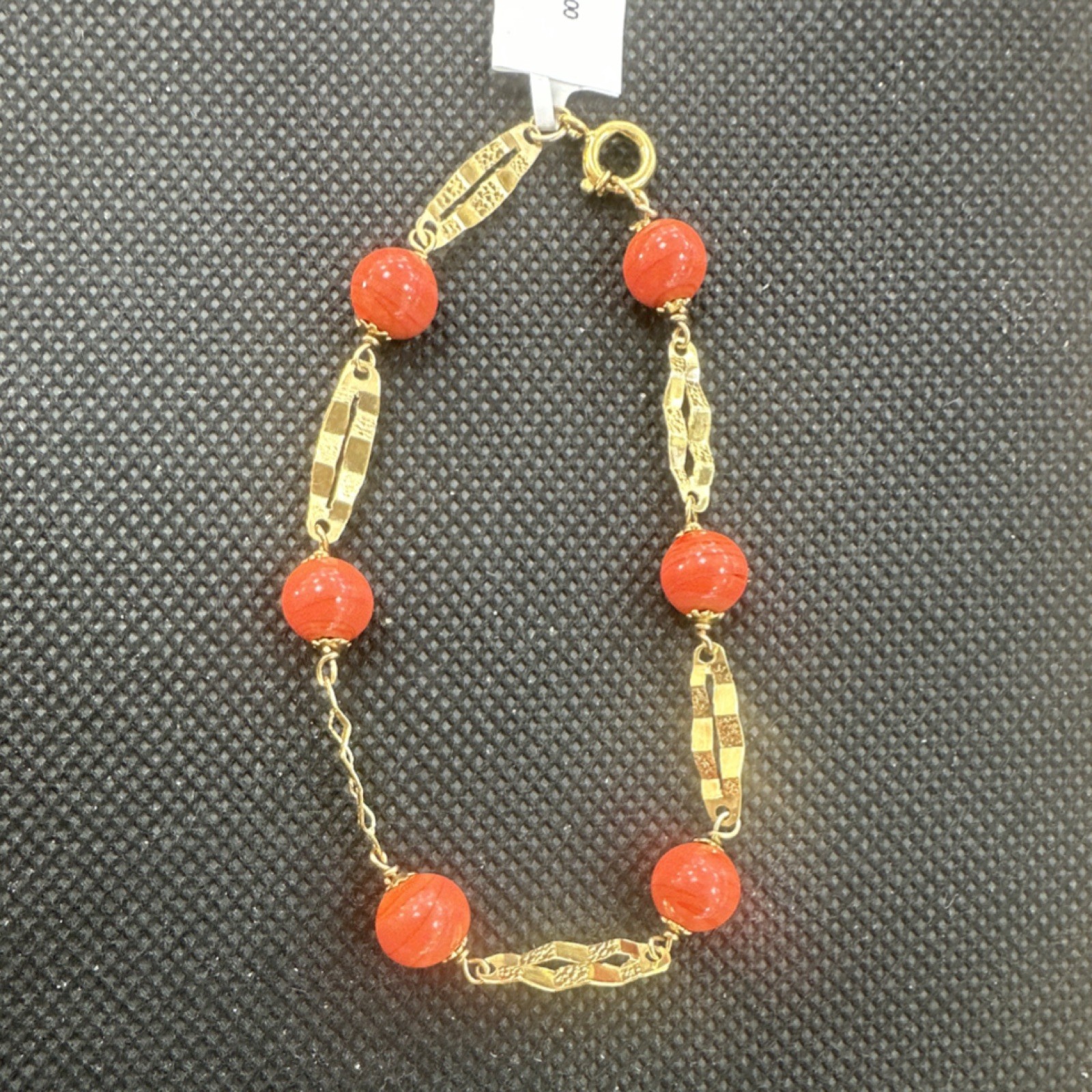 18k Yellow Gold Coral Beaded Chain Bracelet Spring Ring 7.6-8 in 6.05ctw