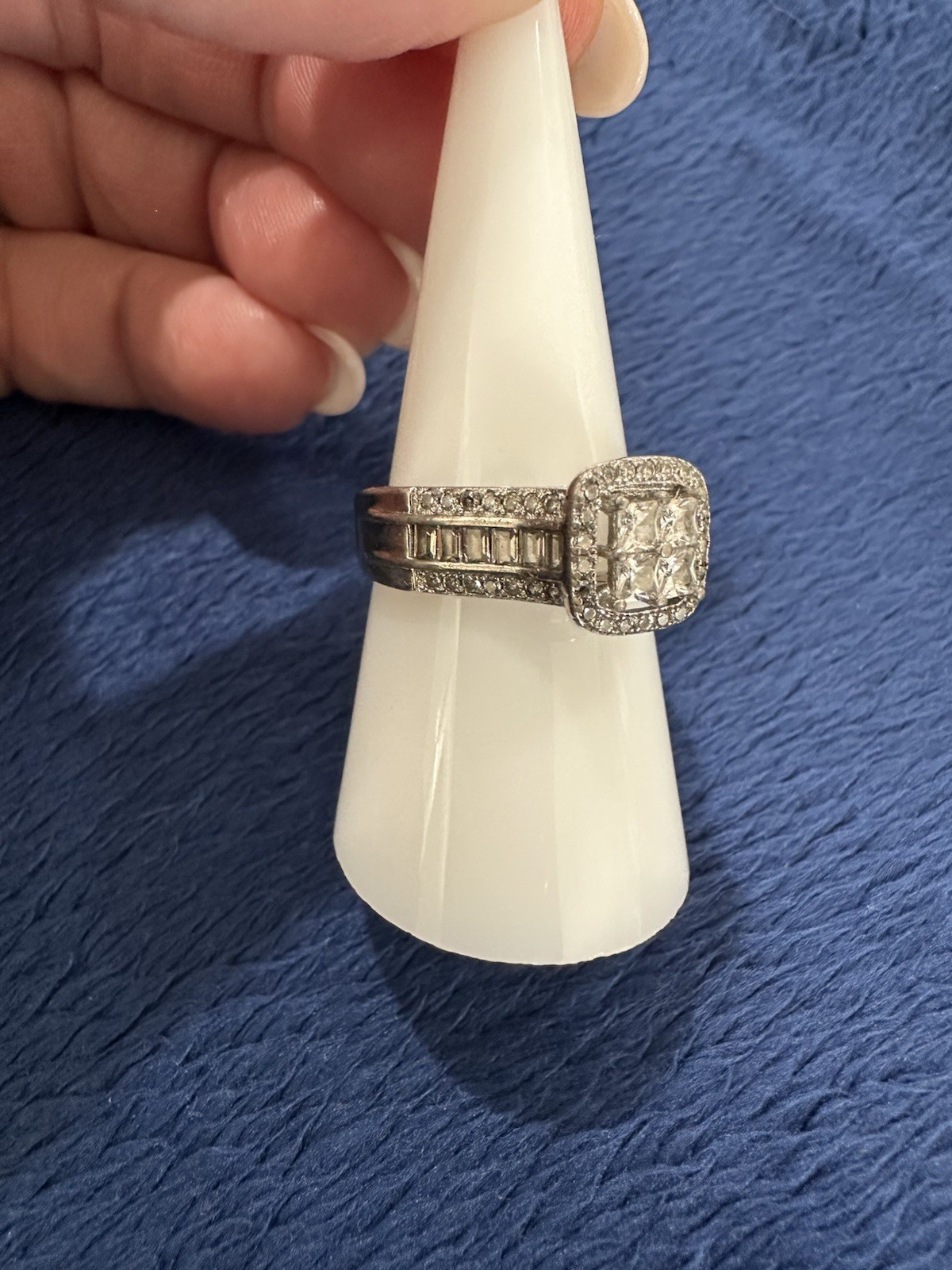 FZN Fuzion Creations Sterling Silver 925 Halo Style CZ Engagement/Wedding Ring 8