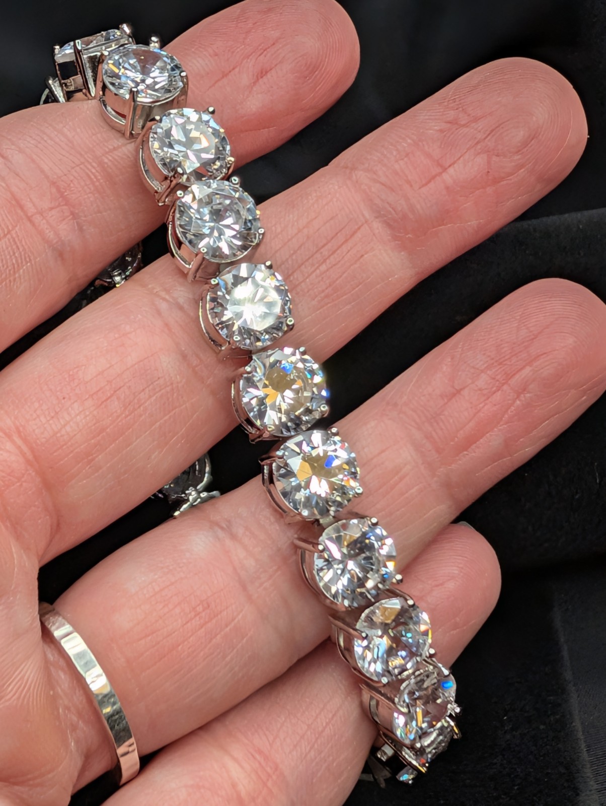 Stunning Sterling Silver CZ Tennis Bracelet 7 Inch
