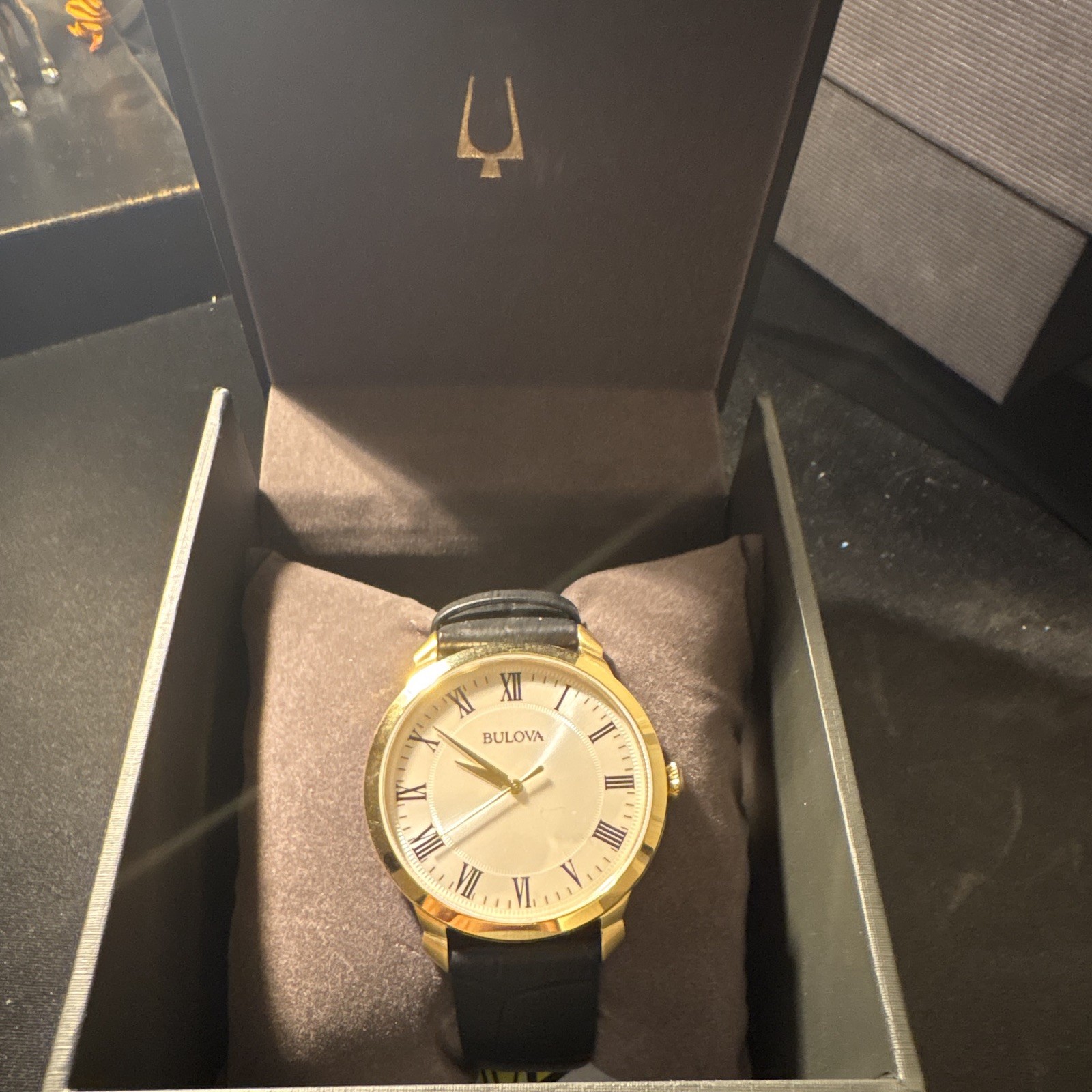 Bulova Quartz Gold Tone Case White Roman Dial Black Leather Strap Box.38-40mm
