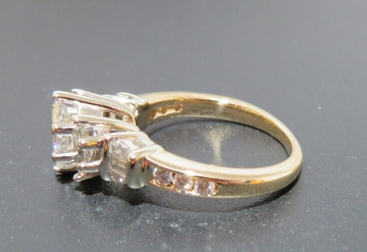 14K 2TONE MARQUISE DIAMOND ENGAGEMENT RING 1.00 tcw SZ 4.5 4.39 grams (G132902)