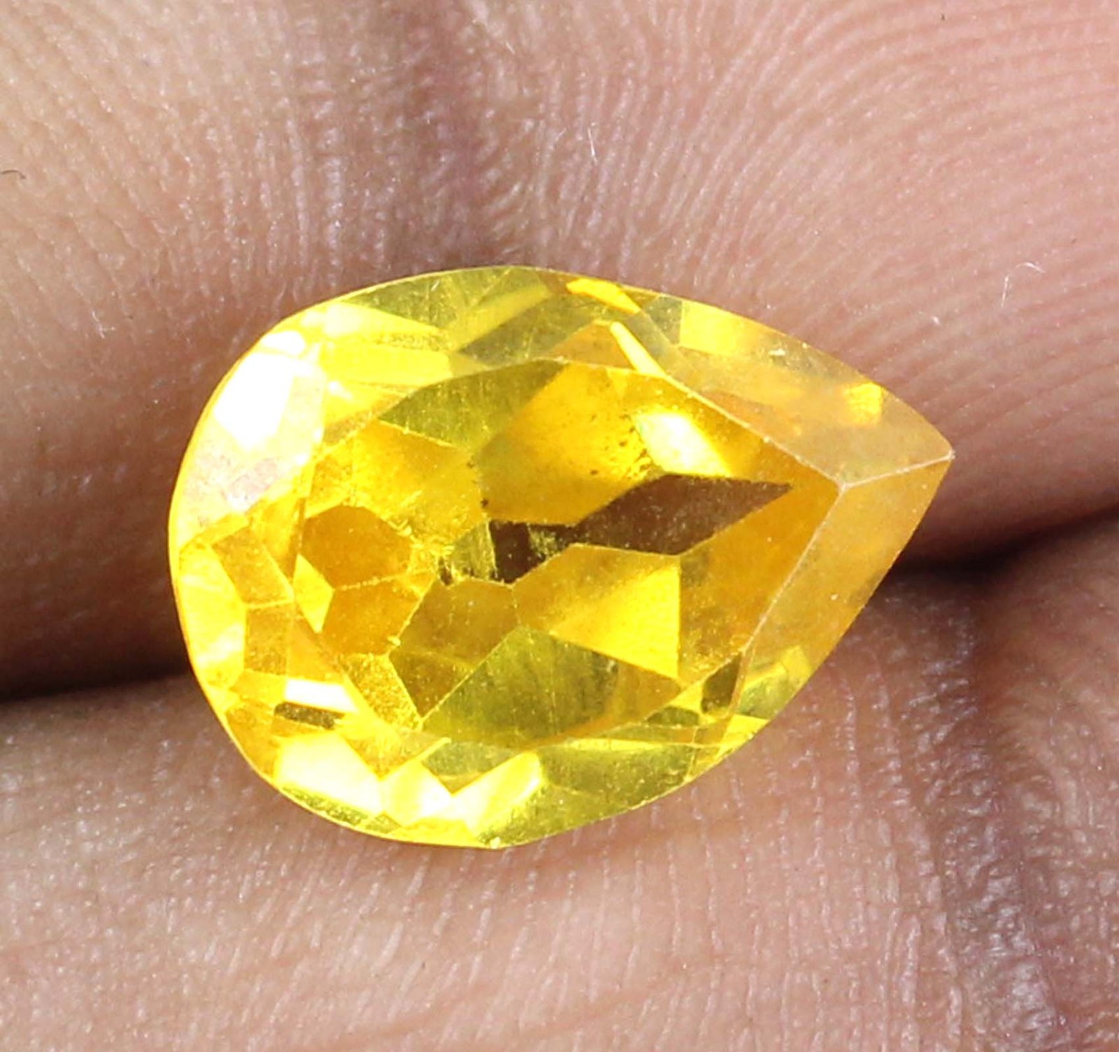 8.45 Ct/13 mm Natural Yellow Zircon Pear Gemstone Certified T23286 Tariff Free