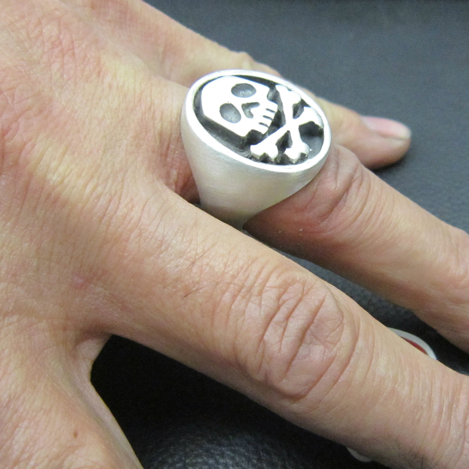 MJG STERLING SILVER CAPTAIN HARLOCK SKULL RING. COMIC CON. SZ 9