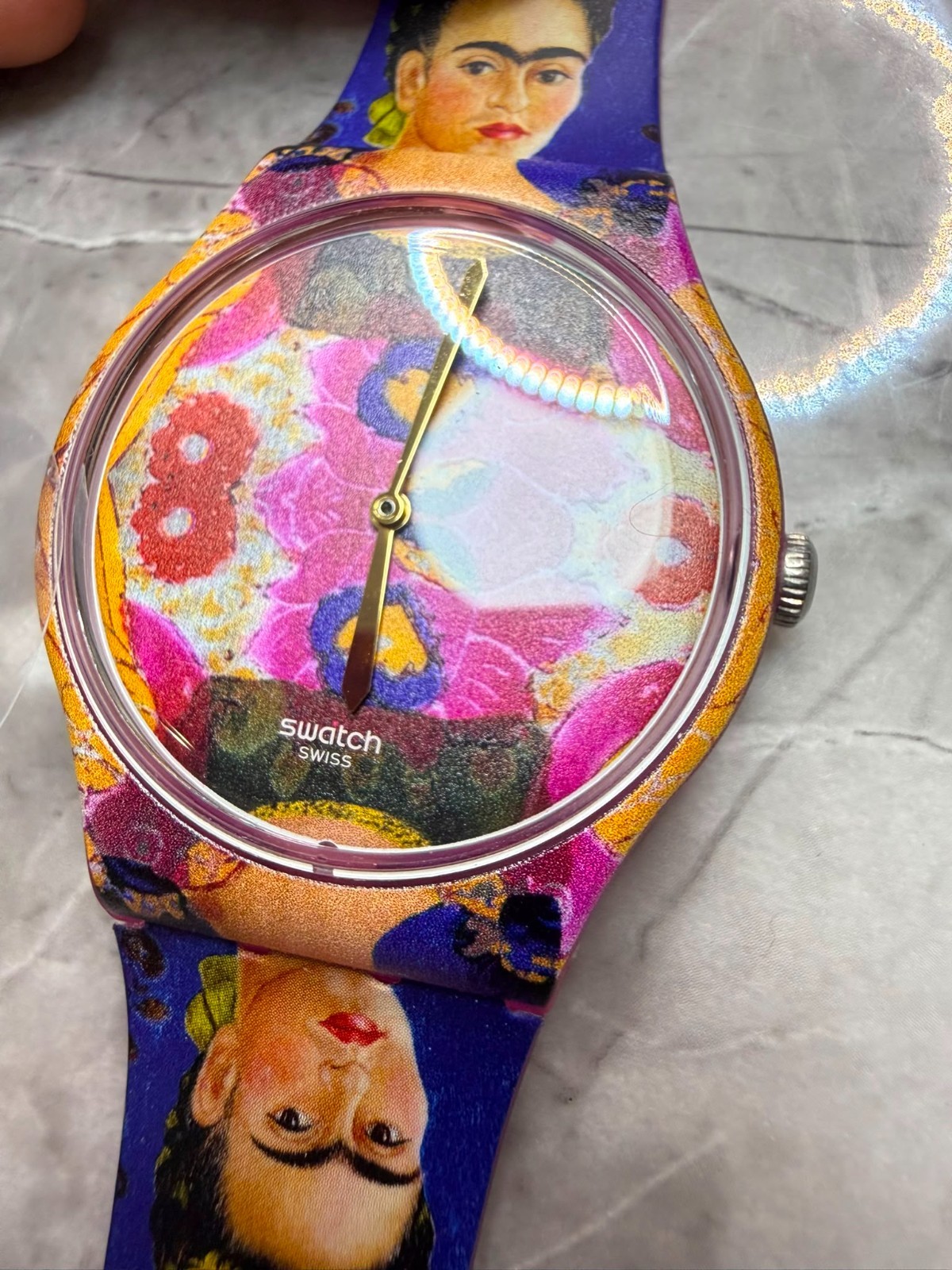 Swatch x Centre Pompidou The Frame by Frida Kahlo SUOZ341