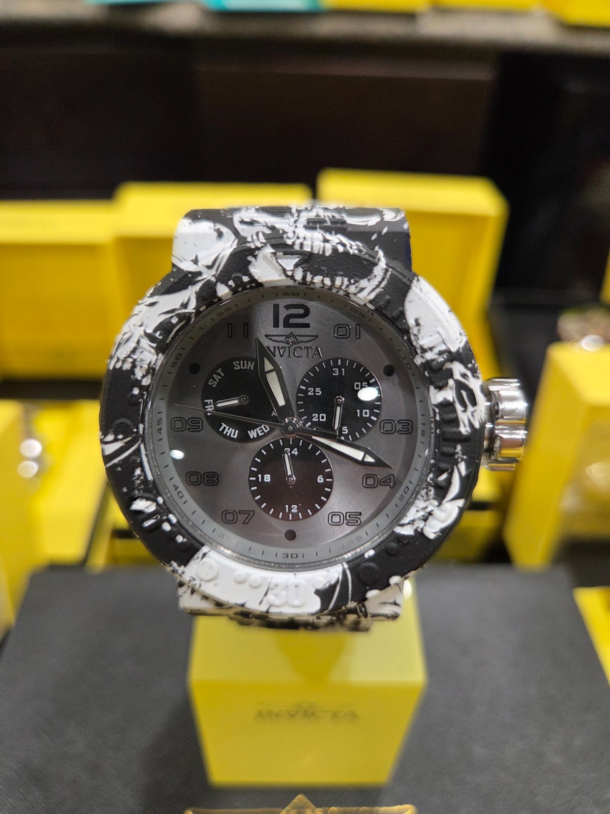 🔥 50211 Invicta Pro Diver Neoart Flux Men’s Watch 52mm Aqua Plating