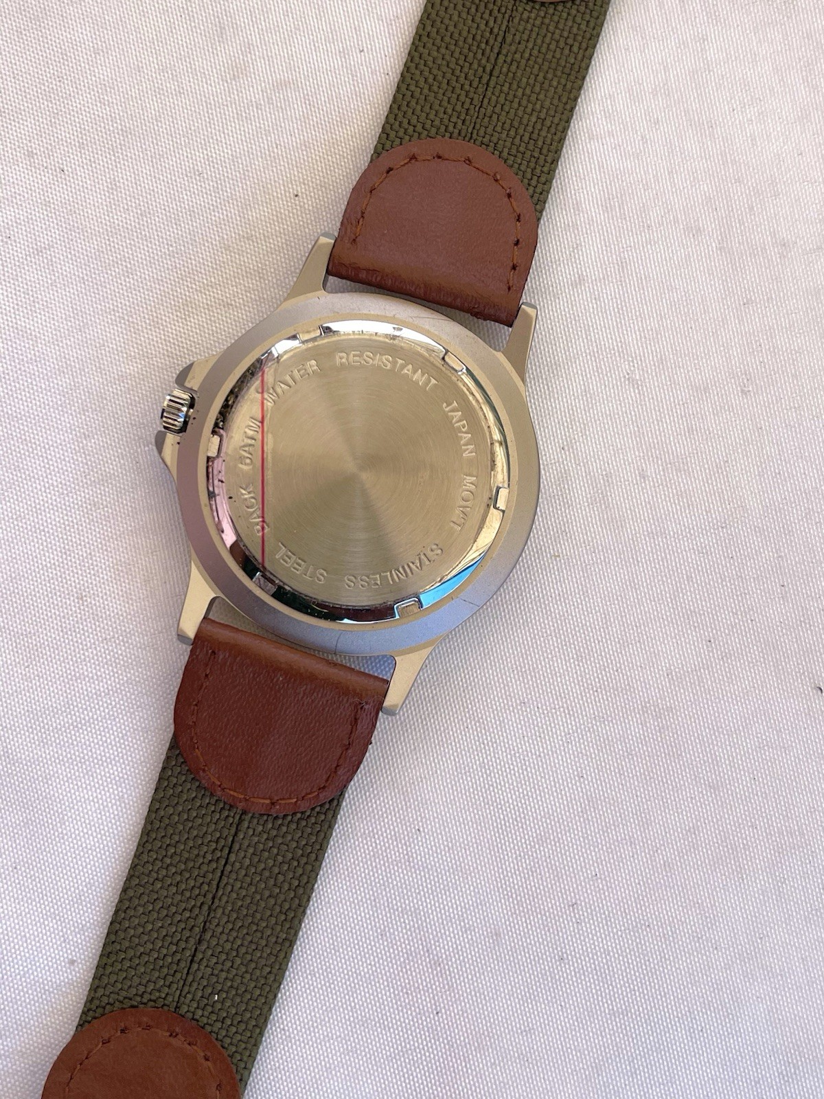 Vintage Orvis 37mm Mens Field Watch Date Black Bezel Olive Green Nylon Strap