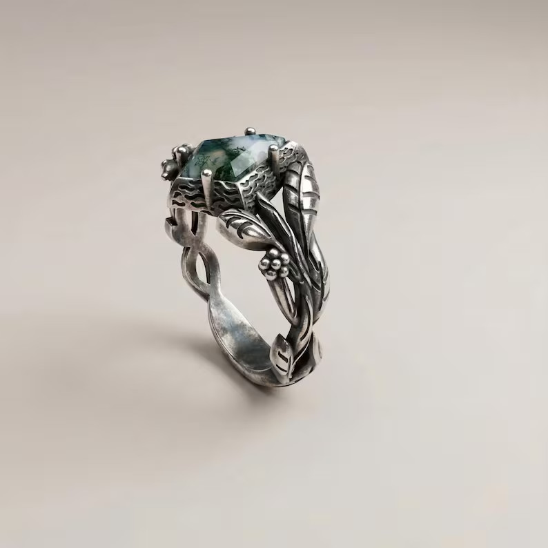 Kite Cut Moss Agate Floral Ring – Nature Inspired Gold or Silver Ring
