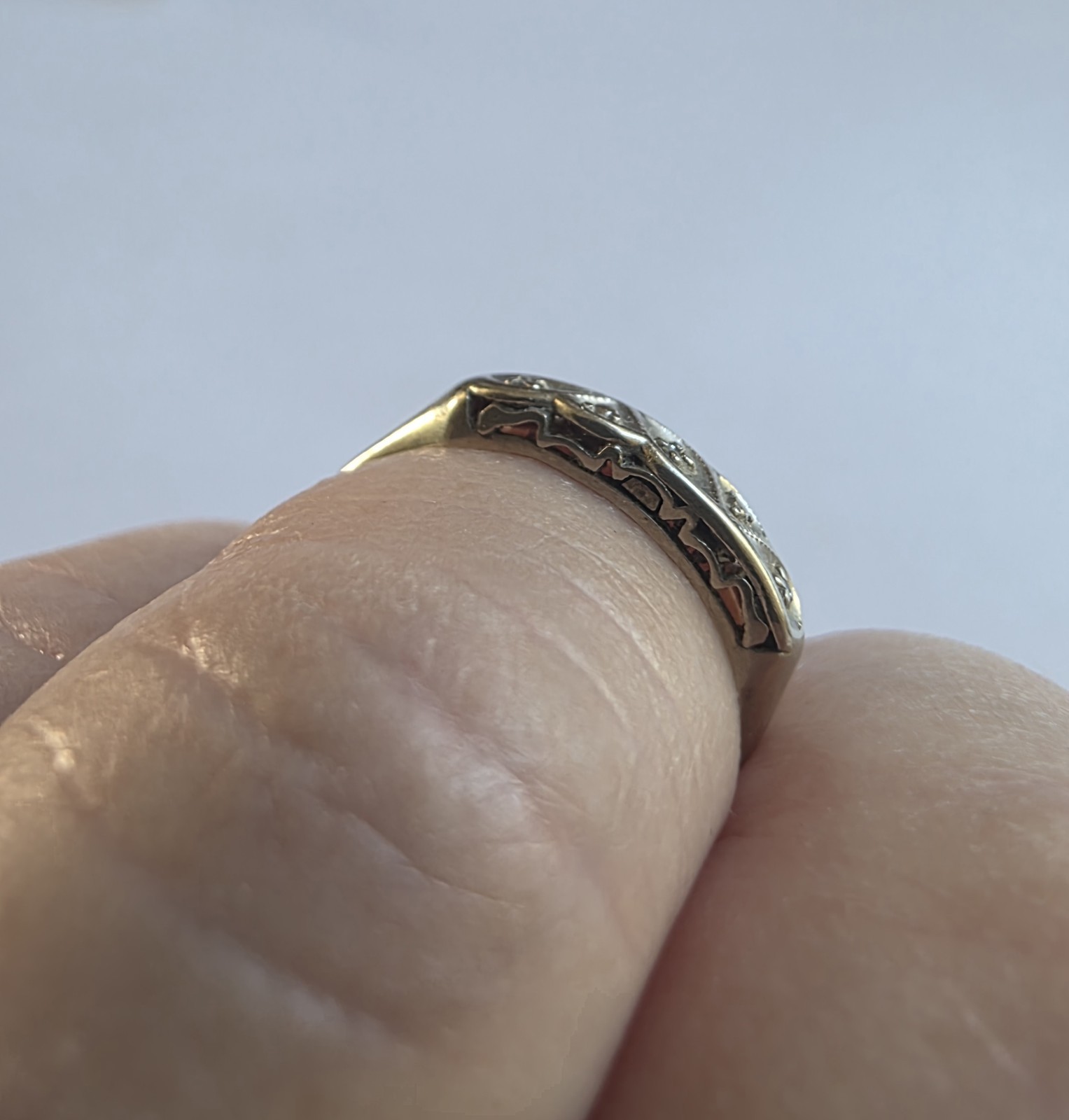 ARTCARVED 1920’s Art Deco 14k White Gold Wedding Ring -Size 8
