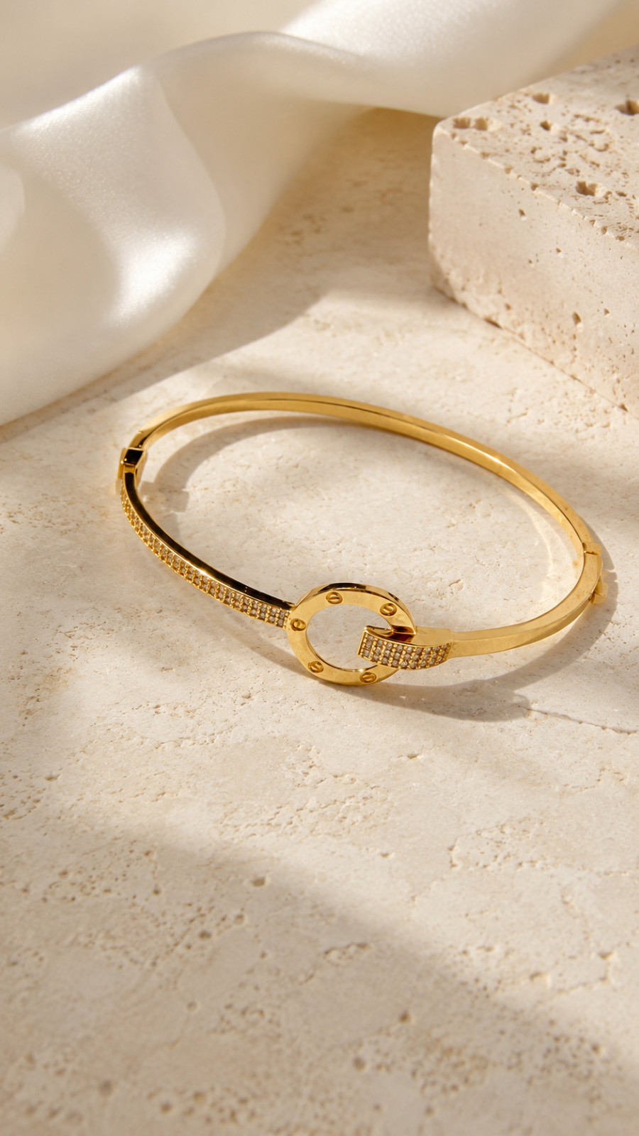 14K Gold Open Pavé Circle Bangle