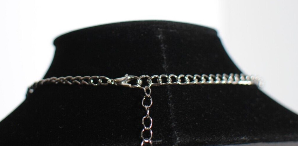 Men’s Eagle Head Black Agate Eagle Claw Pendant Necklace 20 in Chain