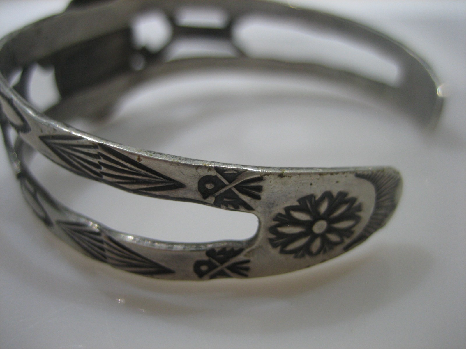 Vintage FRED HARVEY ERA Navajo Turquoise HORSE DOG STERLING SILVER CUFF BRACELET