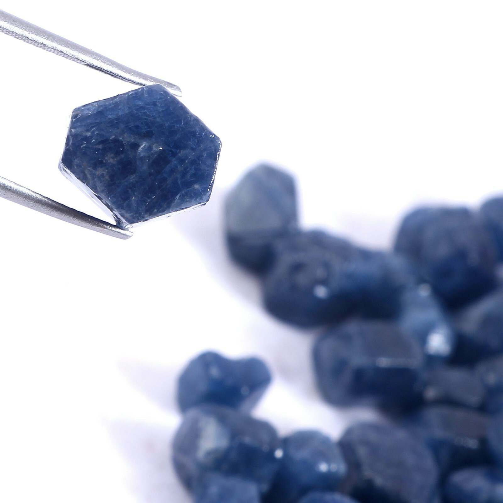 AAA Natural Untreated Ceylon Royal Blue Sapphire Loose Gemstone Rough 100 CT