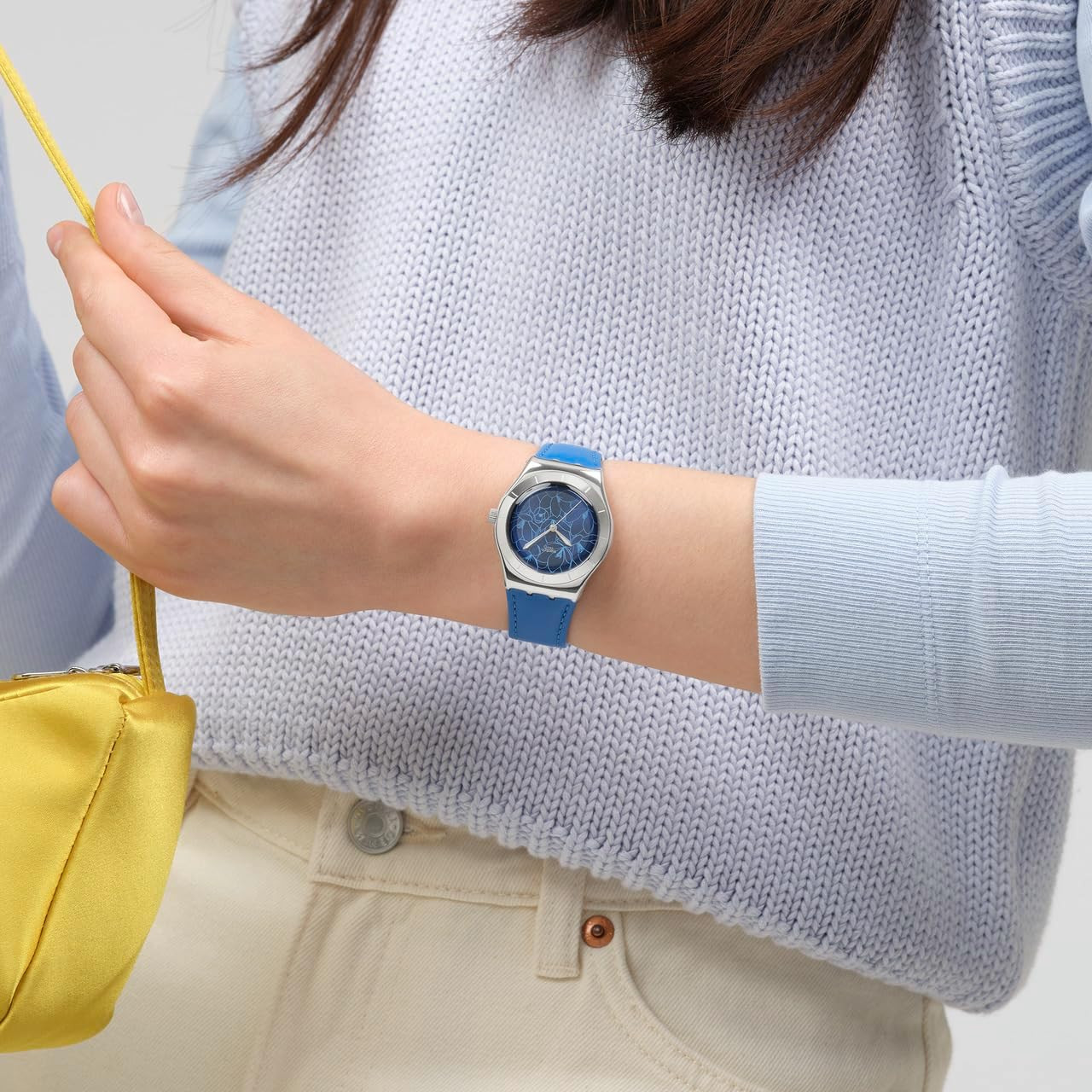 Chic Unisex Stainless Steel Quartz Watch for Every Occasion