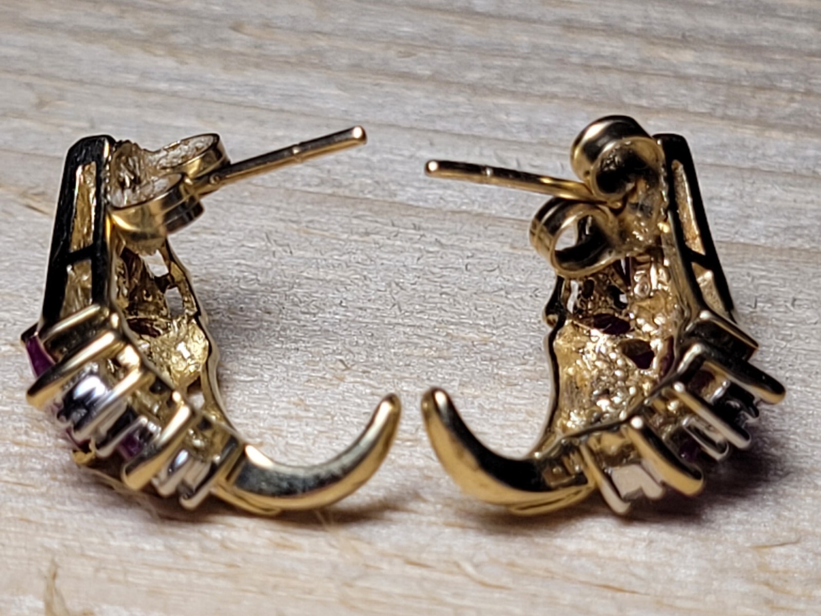 10kt Yellow Gold Ruby And Diamond Earrings Stamped IKG I-4562