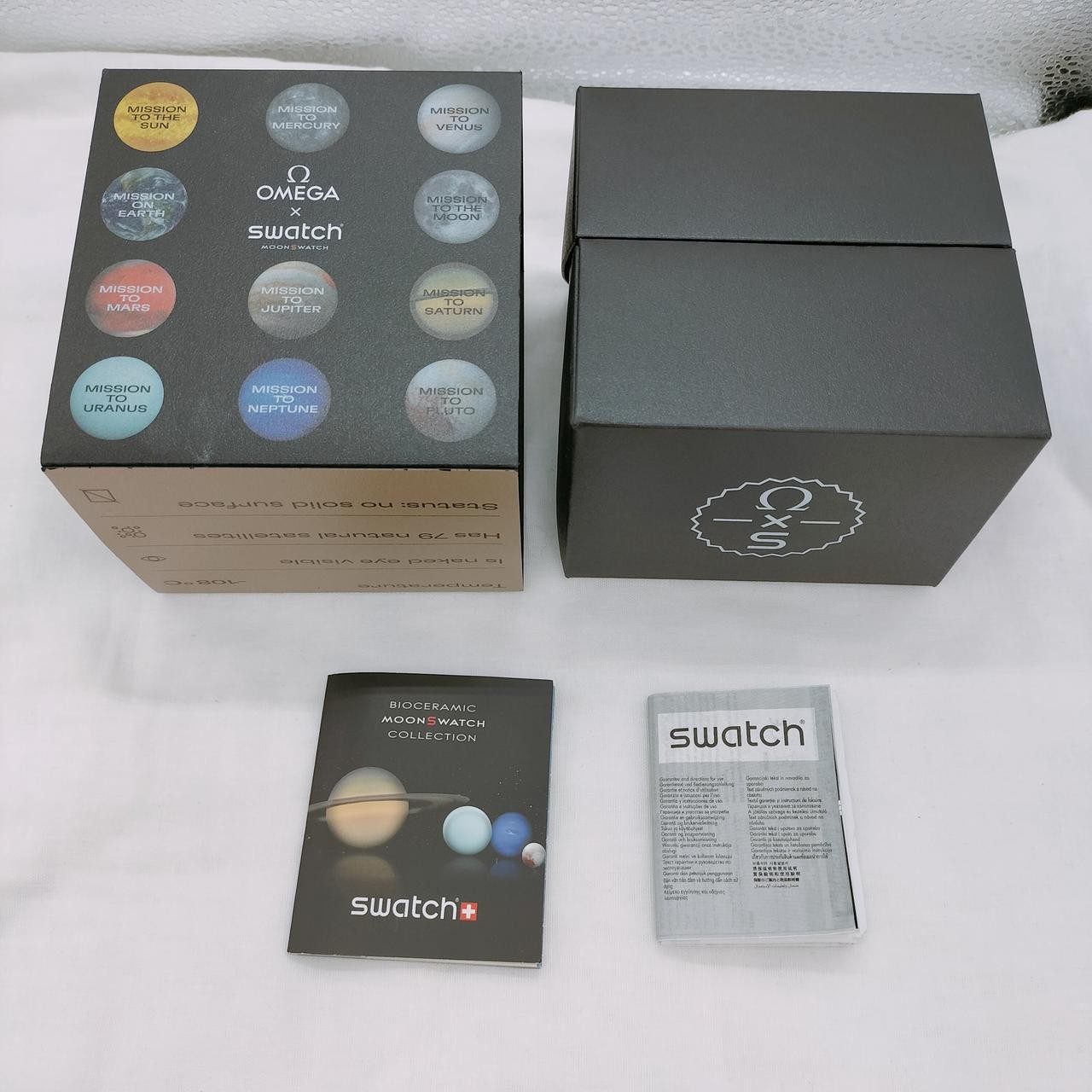Omega x Swatch MoonSwatch SO33C100 Bioceramic Quartz Japan
