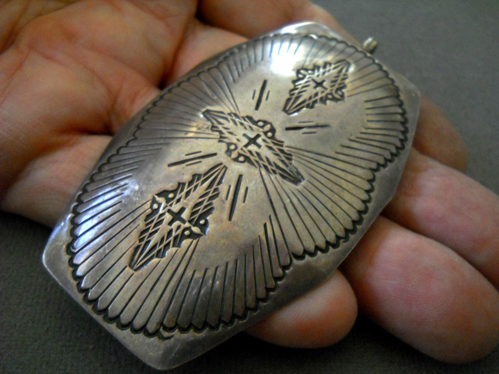 R.A.L YELLOWHORSE Native American Navajo Sterling Silver Chased Pendant 3.8″ 93g