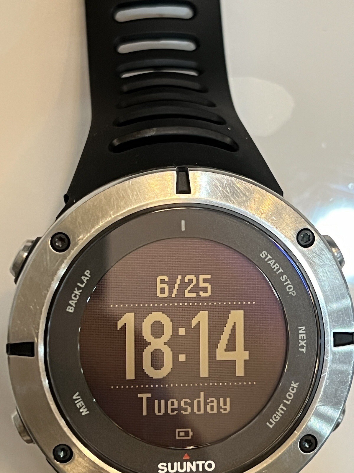 Suunto Ambit2 Watch – Sapphire SS019182000 Slightly Used With New Wrist Band