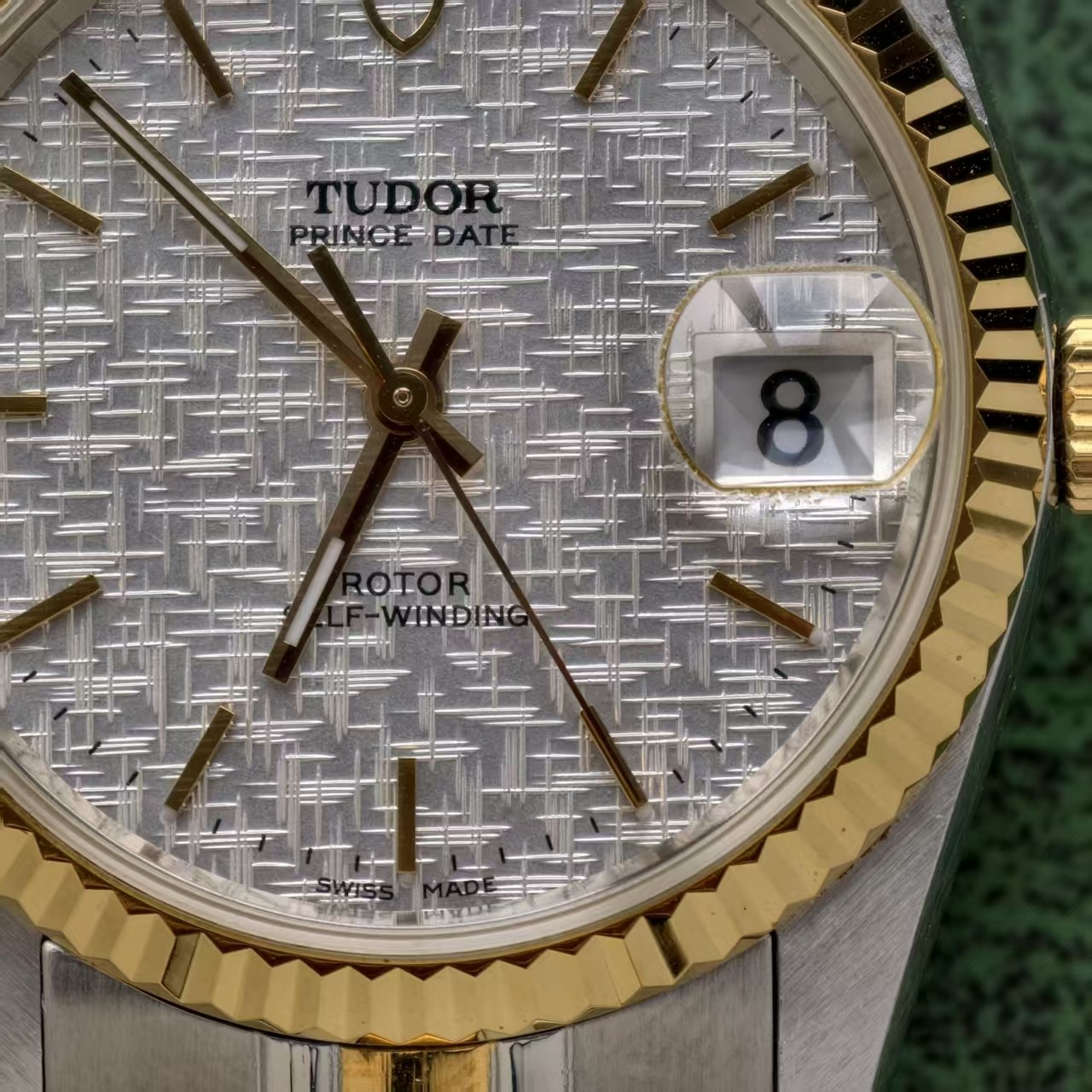 Tudor White Linen Dial Prince Date 74033 Men’s Watch Automatic 34mm