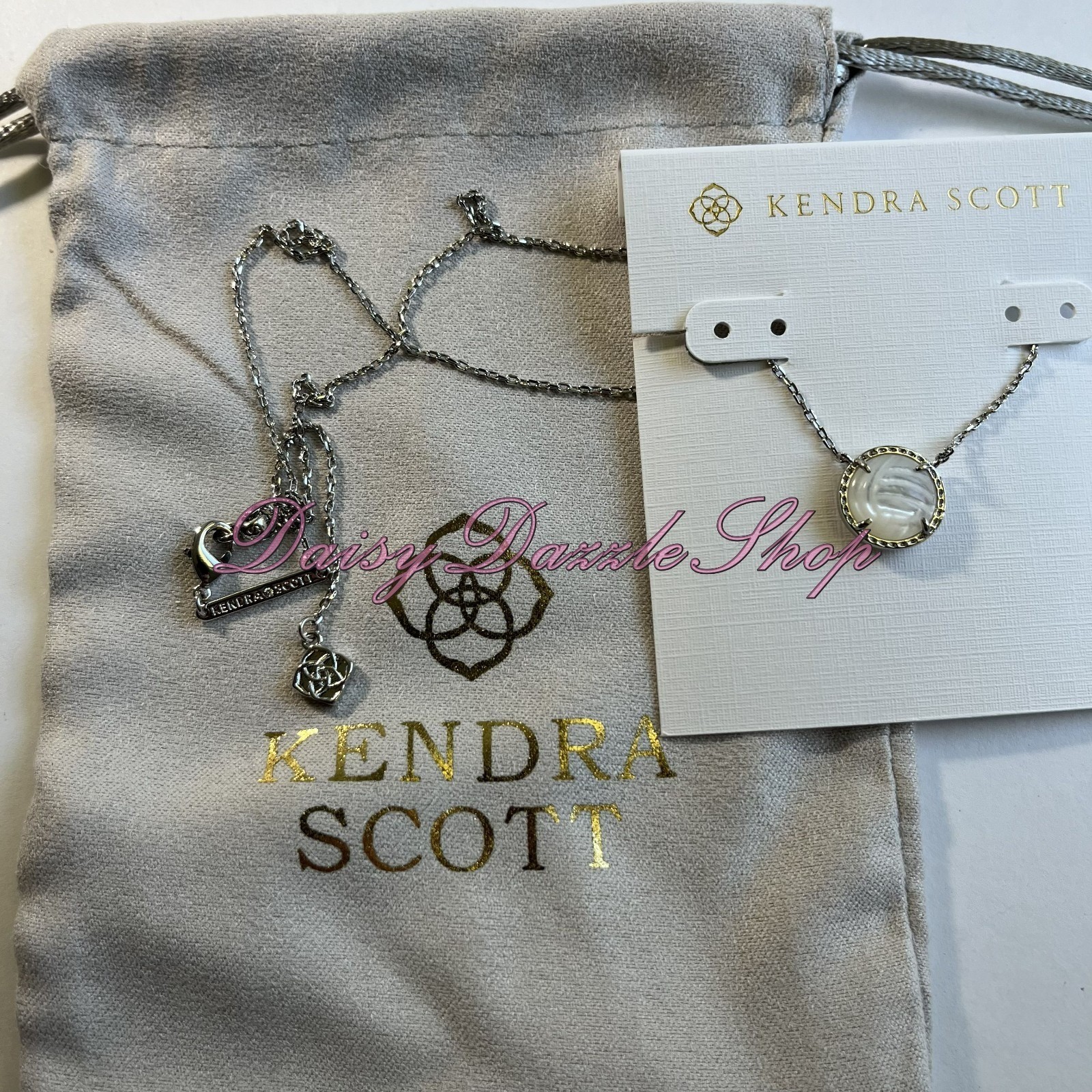 🏐Kendra Scott Volleyball Silver Short Pendant Necklace White Mother-of- Pearl🏐