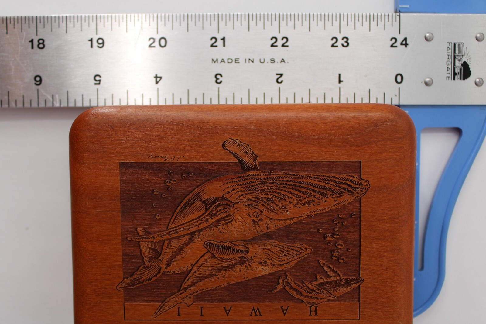HAWAII WOODEN 4X5 CHERRY JEWELRY BOX W J. O’ CONNER CARVED WHALES FOAM PADDING