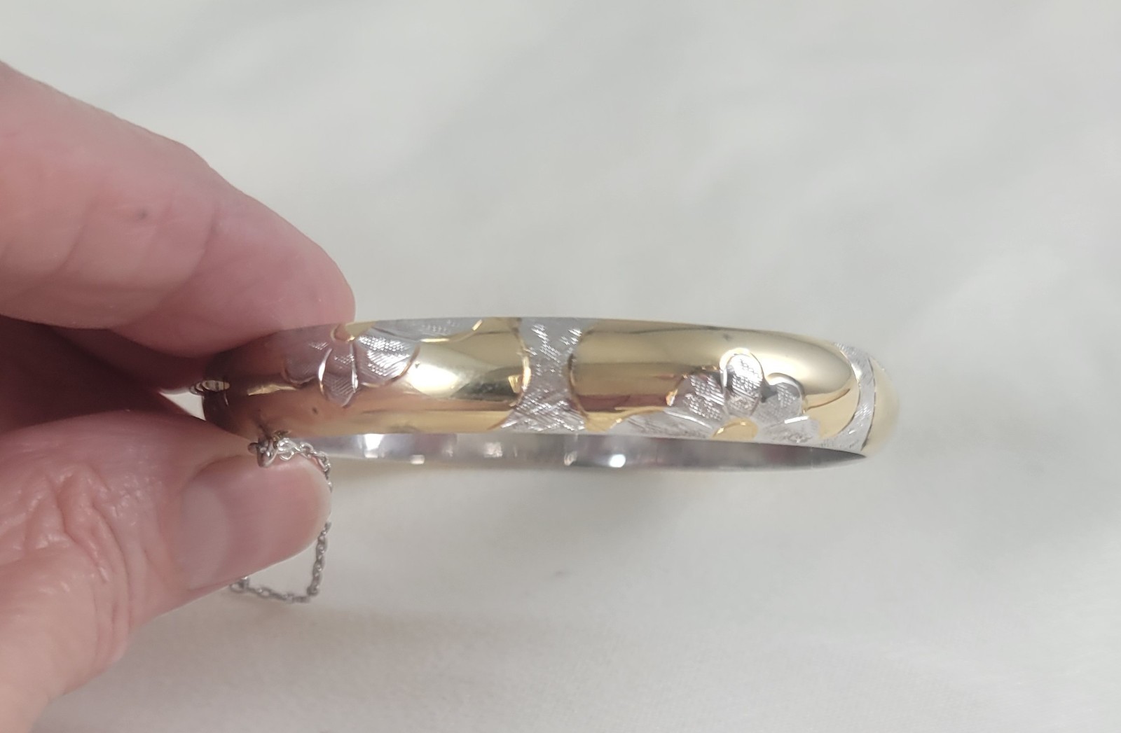 9mm wide Sterling Silver 925 & Vermeil Hinged Bangle Bracelet Safety Chain 7″