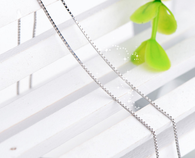 New Silver Box-Chain 18″ 0.8mm Necklace Italy Made