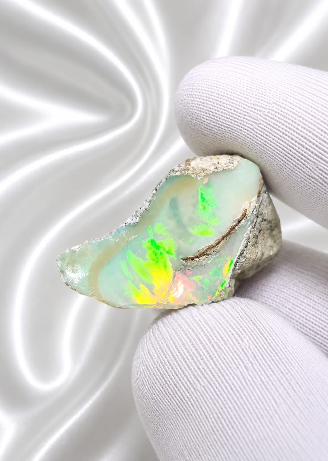 Natural White Opal Rough 15.70 CTS, Ethiopian Welo Opal Raw Gemstone For Jewelry