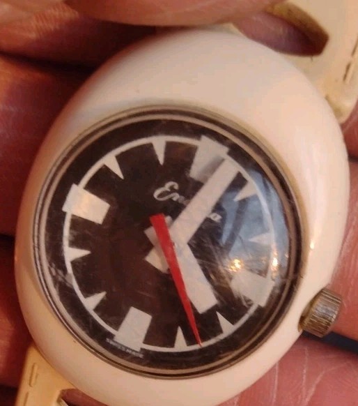 Vintage Mid 20th Century Endura retro Design Watch