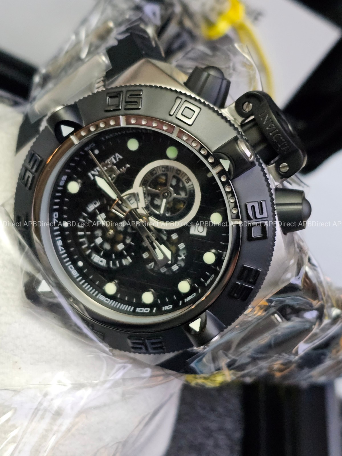 Invicta – Subaqua Noma 4 – Swiss 5050.C Chronograph – Flame-Fusion Mens watch
