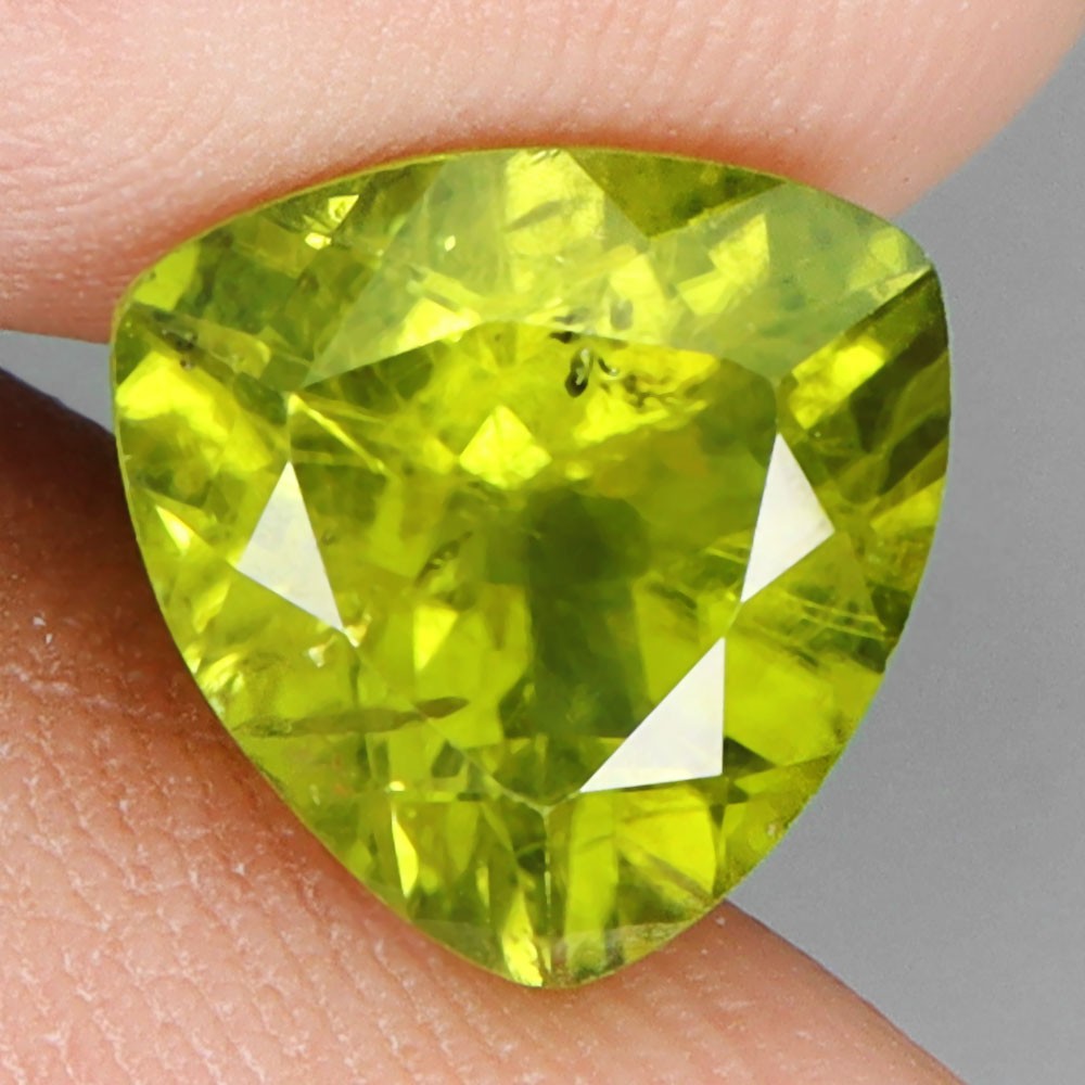 Trilliant Cut Natural Unheated Top Rich Green Peridot 3.46ct 10mm Gem Full Fire