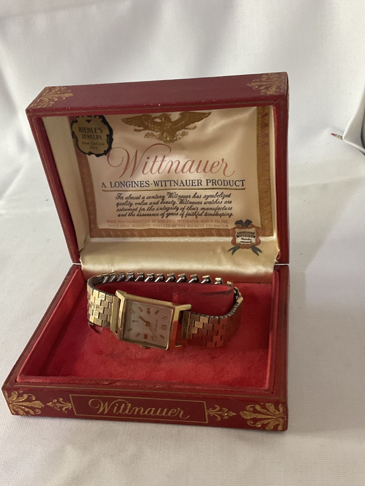 Vintage WITTNAUER men’s watch 10K GF With original box Swiss 2293-4
