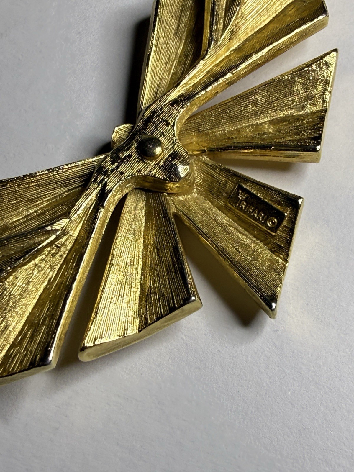Vintage Crown Trifari Necklace 1950s Gold Tone Enamel Geometric Bib Collar MCM