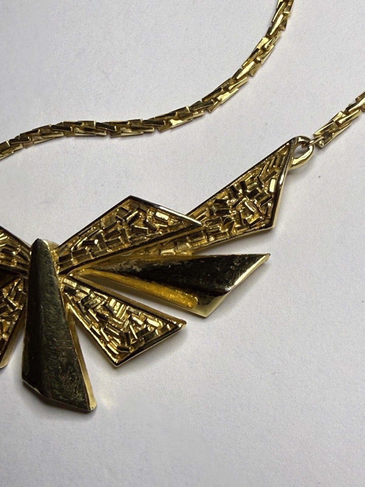 Vintage Crown Trifari Necklace 1950s Gold Tone Enamel Geometric Bib Collar MCM