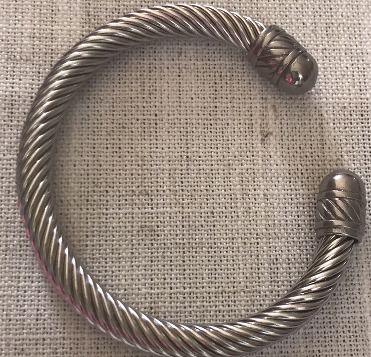 Non-Tarnish Stainless Steel Cuff Bracelet