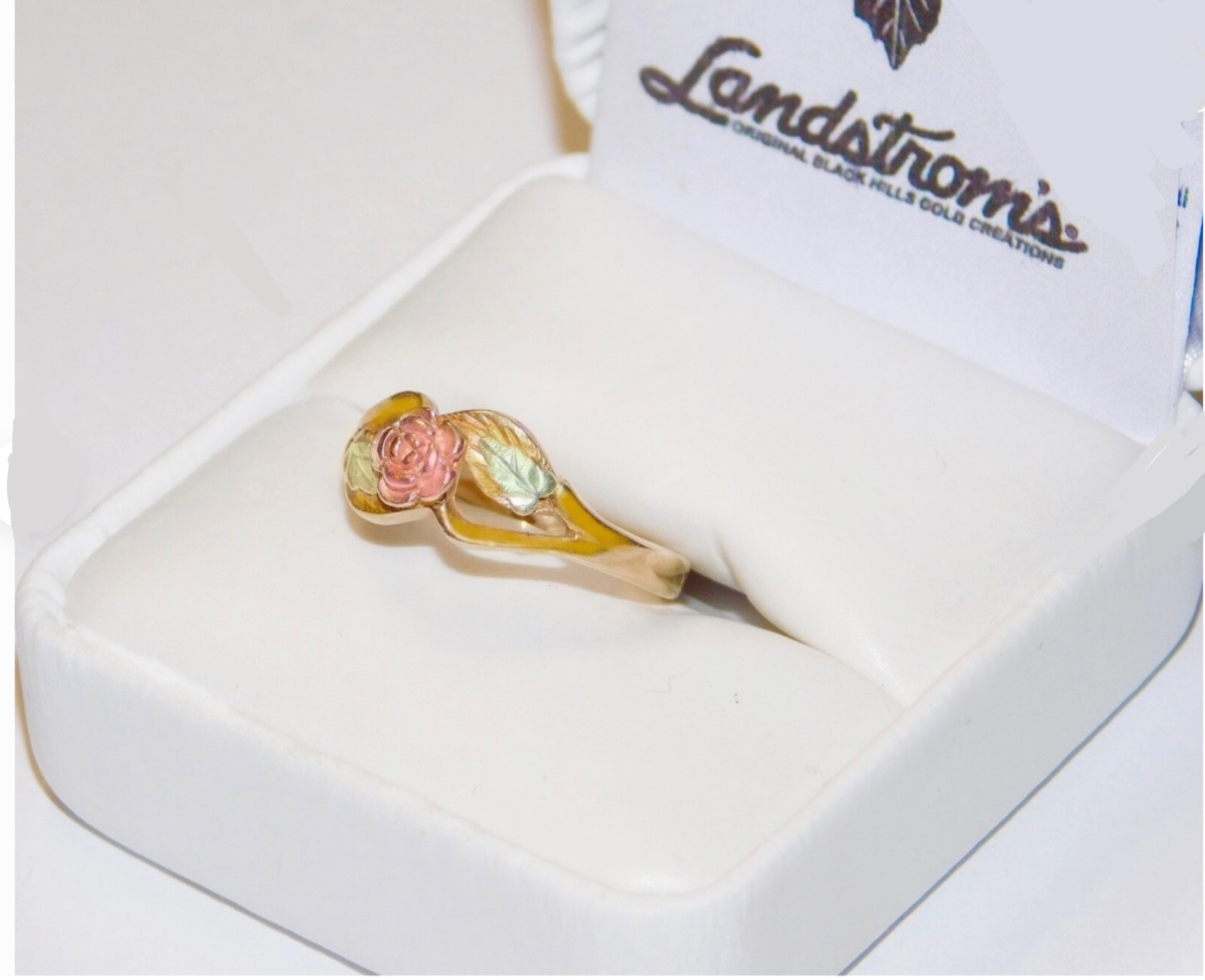 Black Hills Gold 10k Landstrom’s Rose Leaves Ring Size 6 1/2