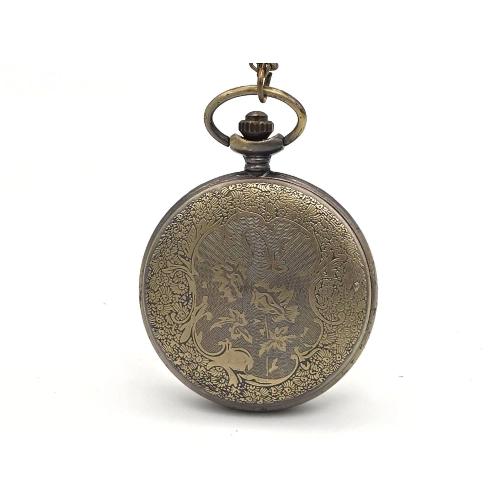 Video Game Pocket Watch – Vintage Steampunk Timepiece Unique Gift Fans Templars