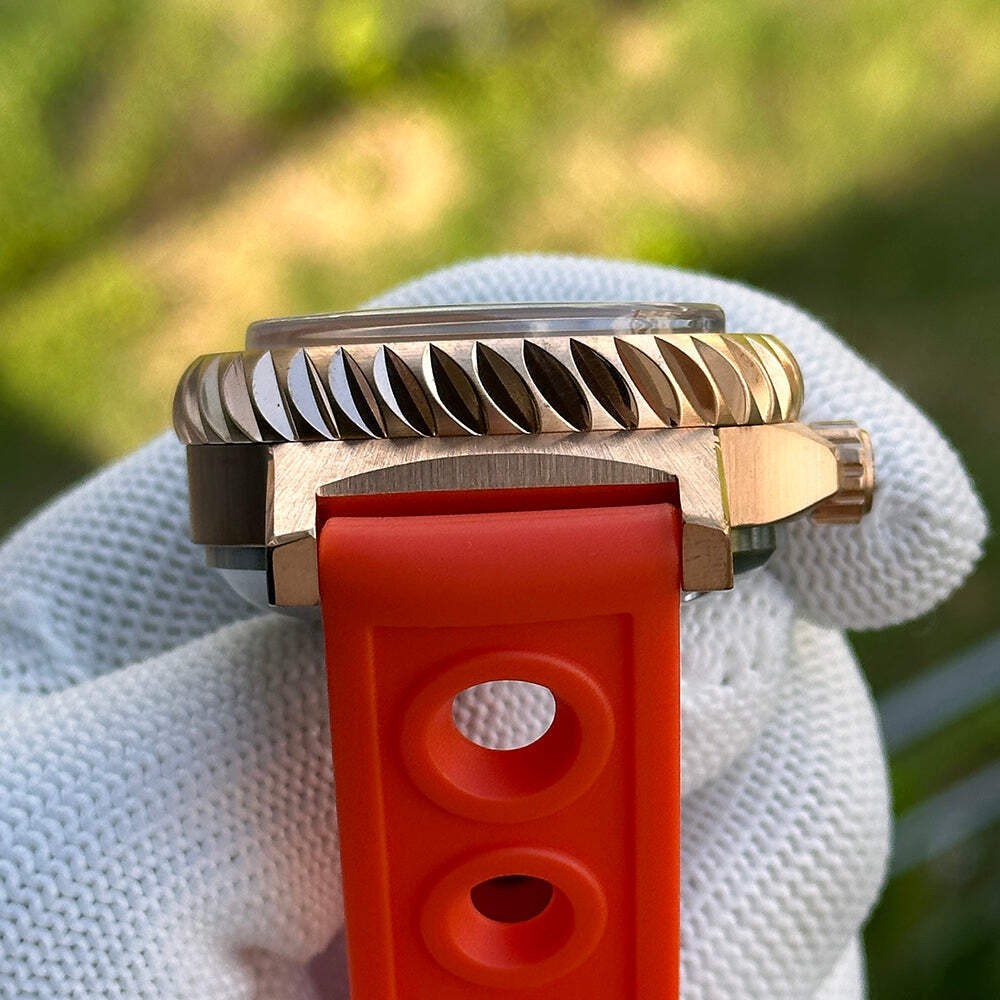 STEELDIVE SD1982S — 46.5mm Oversize Thick CuSn8 Solid Bronze NH35 Dive Watch