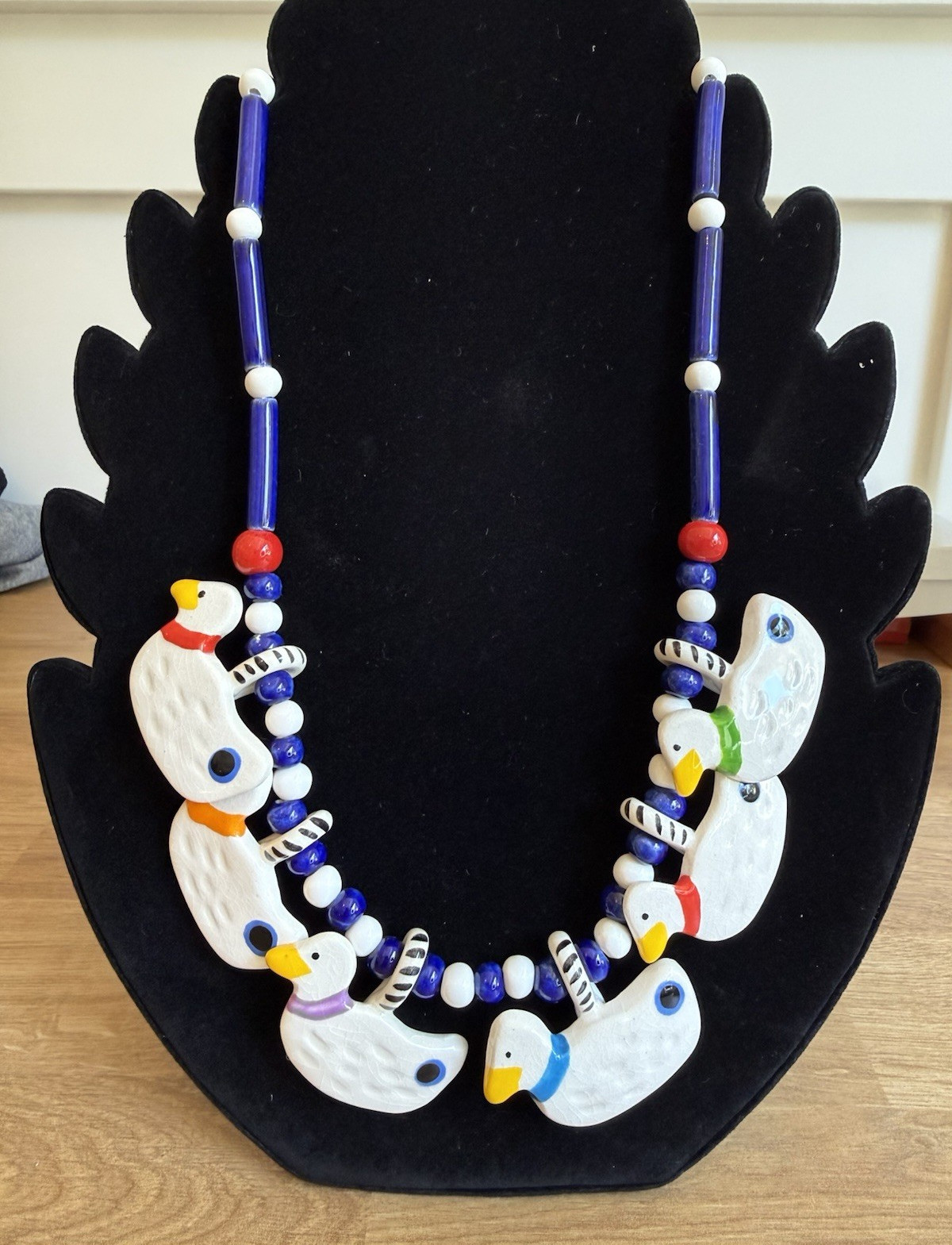 Vintage Ruby Z Bean Finneran Ceramic Duck Necklace Parrot Pearls Flying Colors