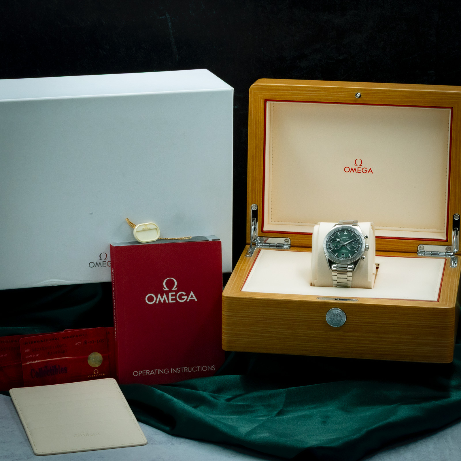 Omega Speedmaster ’57 Chronograph Green Steel 332.10.41.51.10.001 Complete
