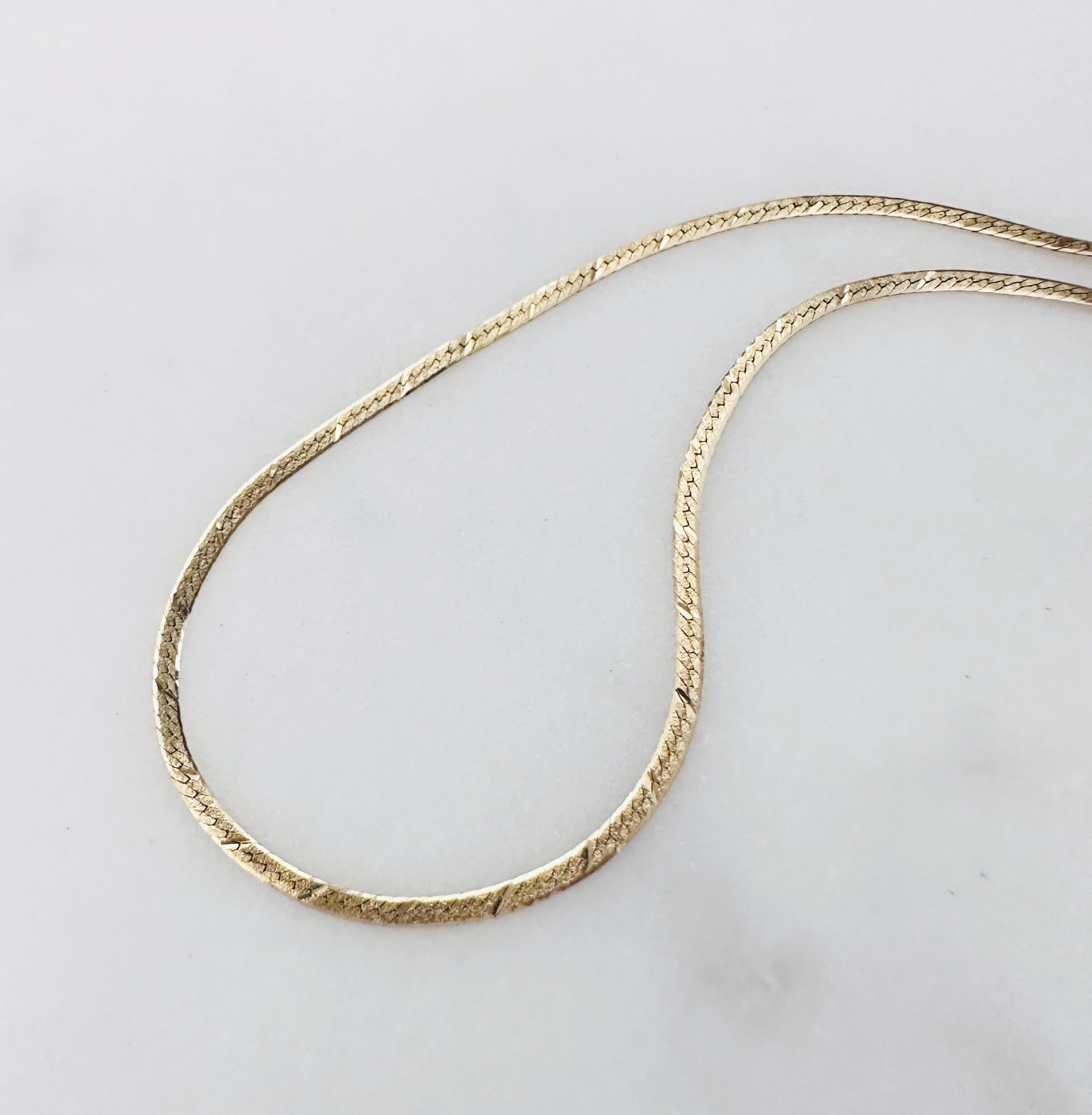 Solid 14K Yellow Gold Thin Herringbone Link Chain Bracelet, 1.3mm, 7 1/8″, .8g