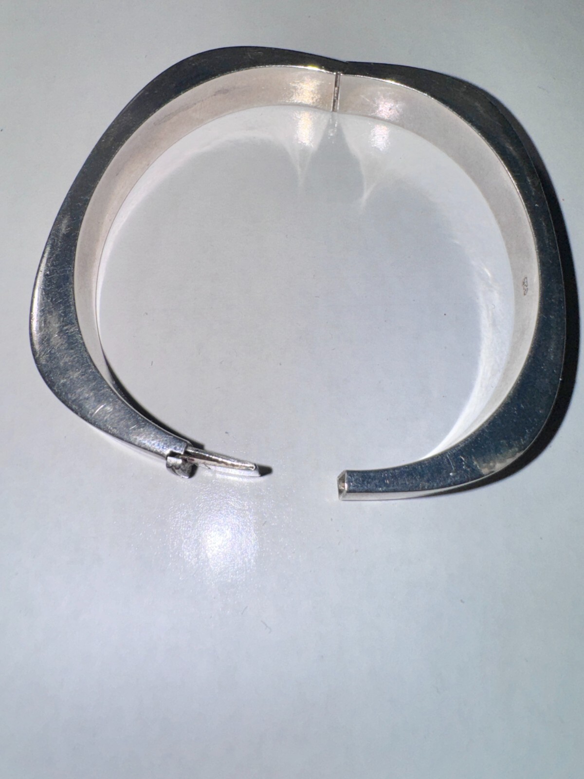 Cool Hollow Hinged 1/4-Inch-Wide Sterling Silver Bracelet, 25.8 Grams! SS-811