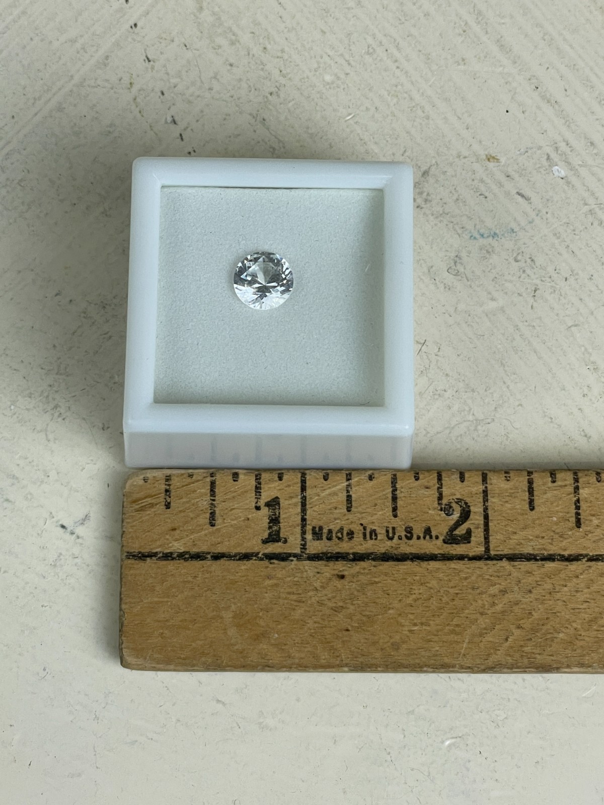 2.50 Carats Minimum 8MM Round Diamond Cut White YAG Faceted Loose Gemstone