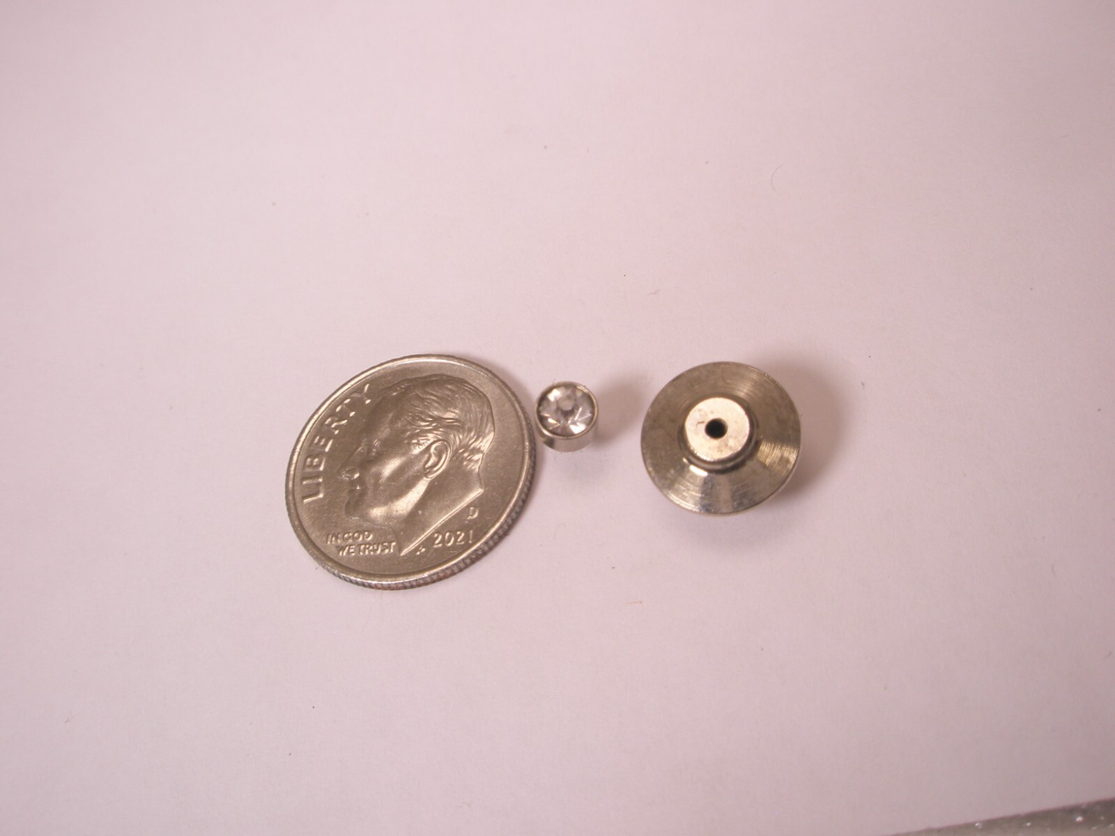3.5mm Solitaire White Rhinestone Vintage Tie Tack Lapel Pin r82