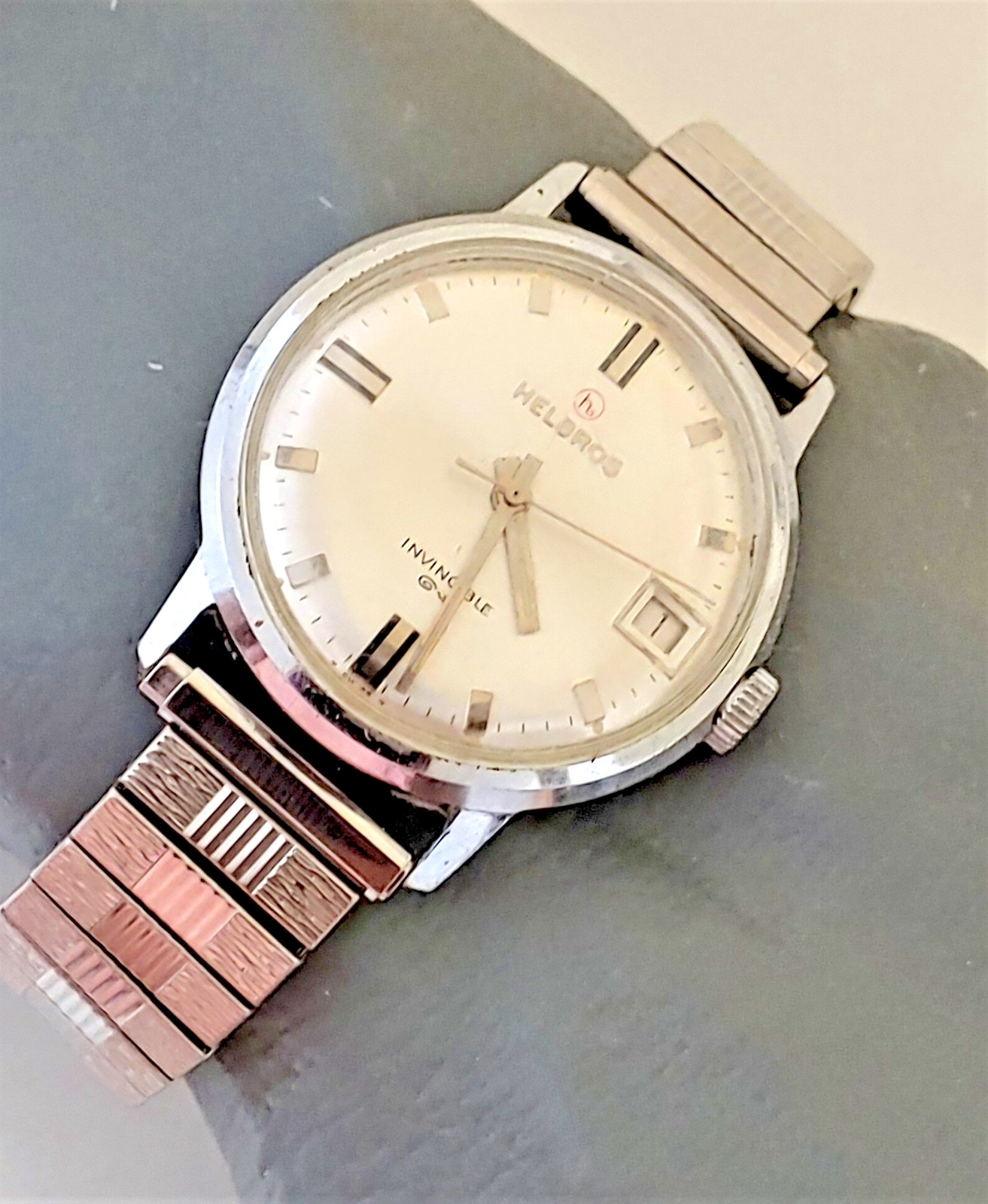 Vintage HELBROS Invincible Manual Wind Men’s Watch