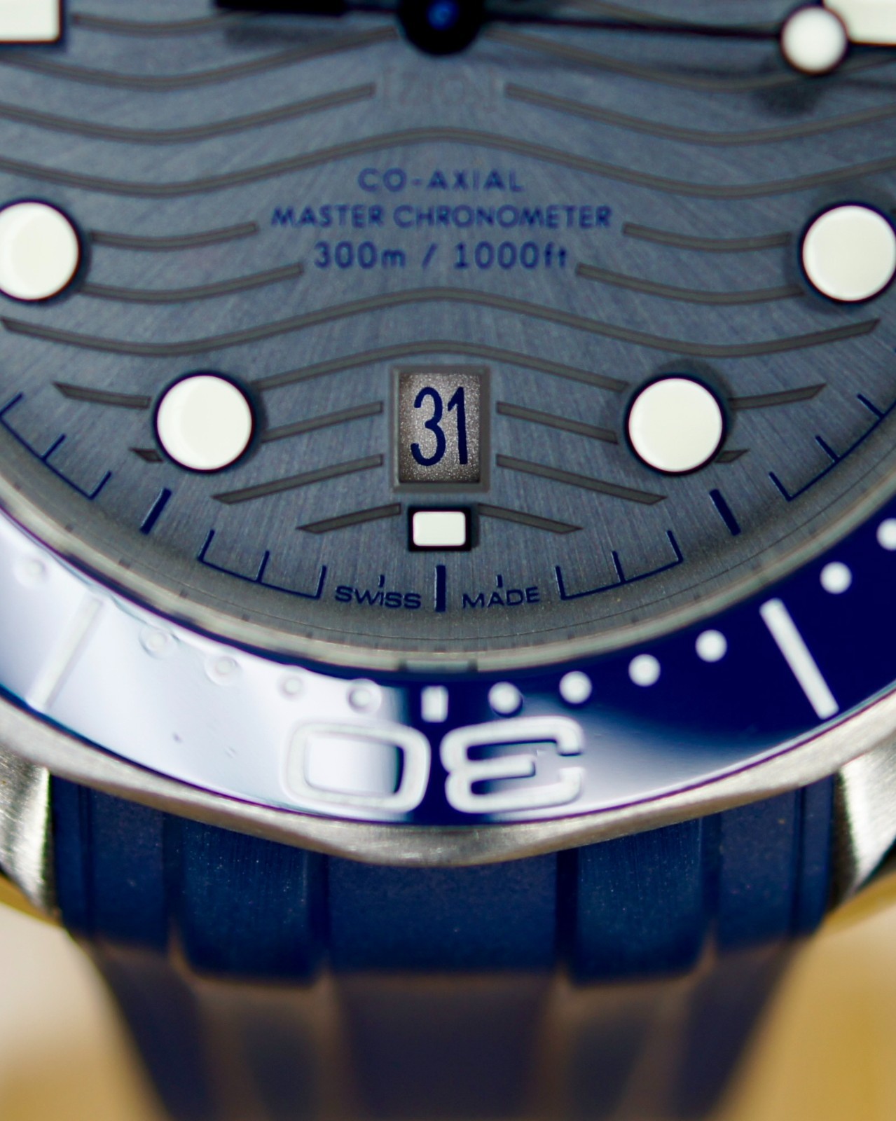 2021 OMG Seamaster Diver 300M “Gray Ghost” 210.32.42.20.06.001 Full Set