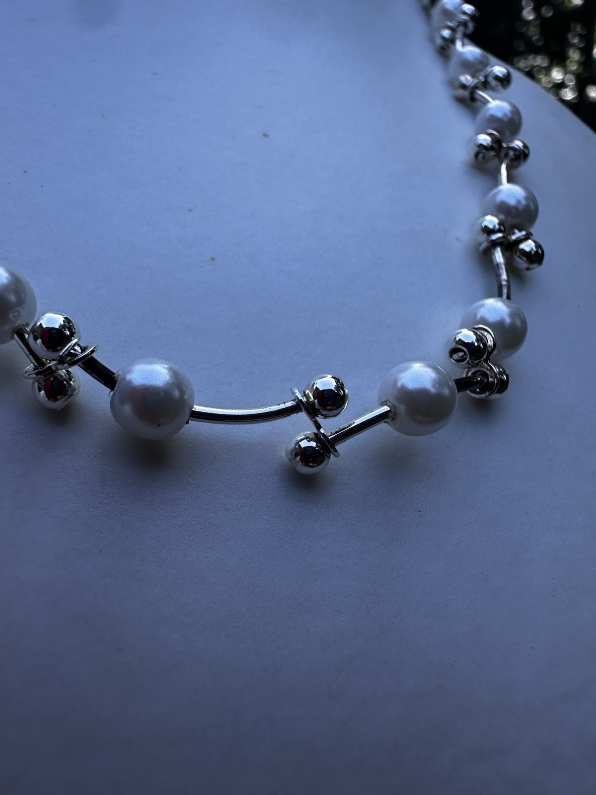 Elegant Twisted Faux Pearl Necklace with Silver-Tone Finish