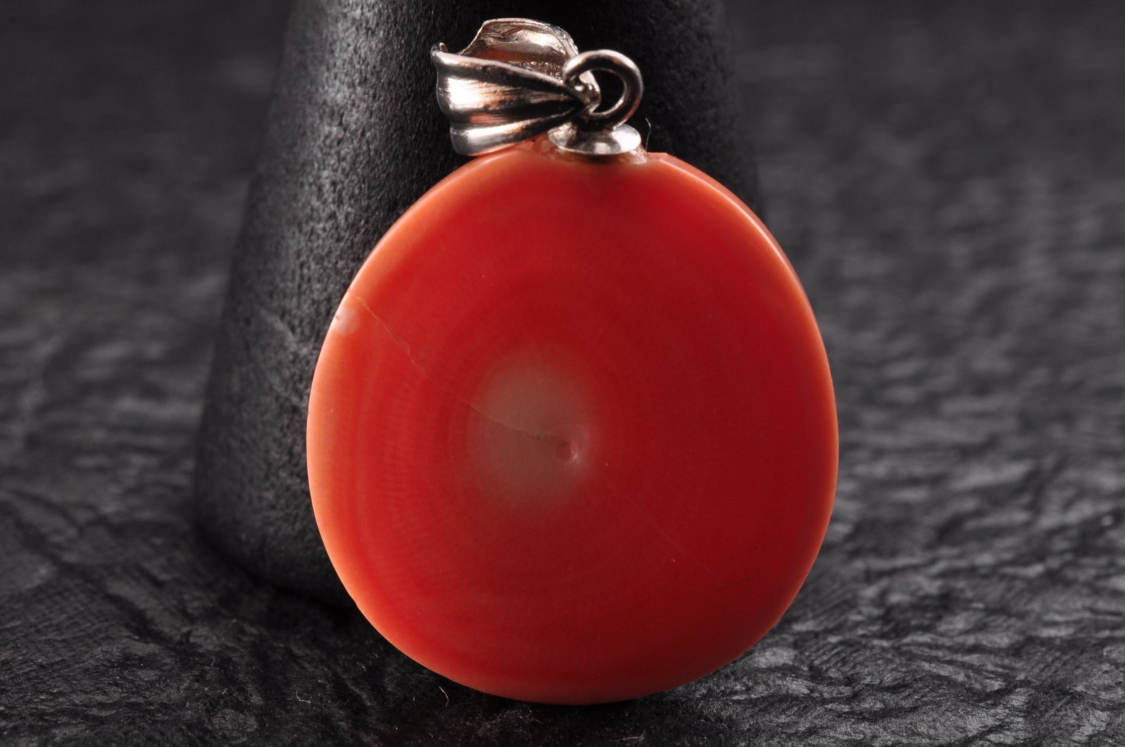 Japan vintage Coral Carved 5 items Pendant (66.0ct) Certificate Japanese motif.