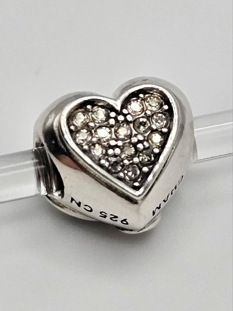 New Chamilia ELECTRIC LOVE Clear Swarovski Crystals & Sterling Bead 2025-1372