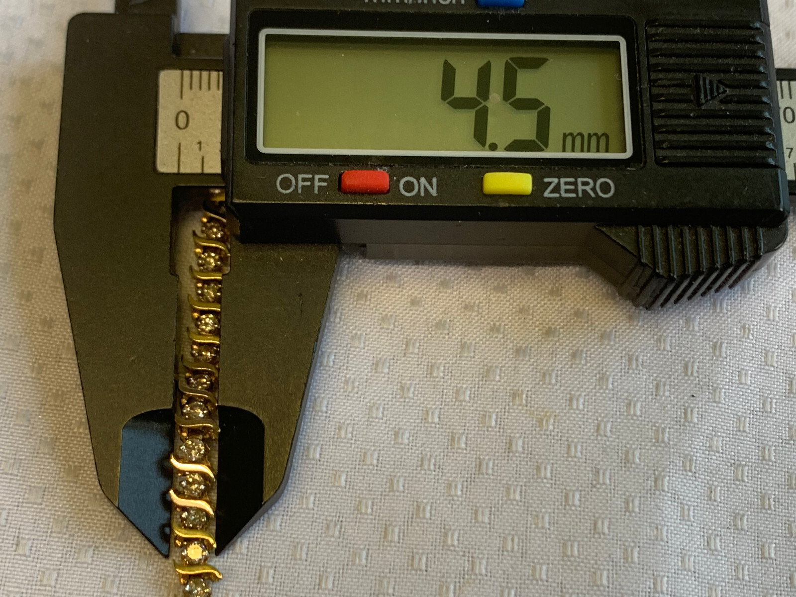 10K Yellow Gold Diamond Bracelet 7.71g Fine Jewelry 7″ Round Prong Box Clasp